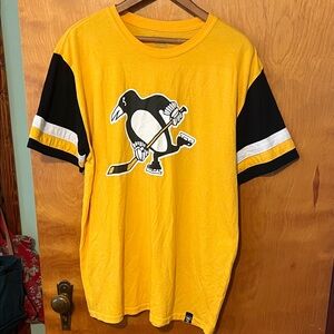 Pittsburgh Penguins Men’s XL tshirt